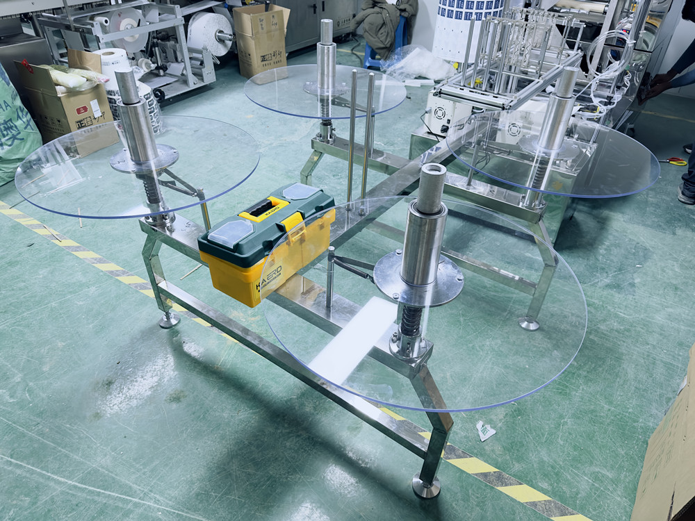 眼鏡濕巾包裝機(jī)